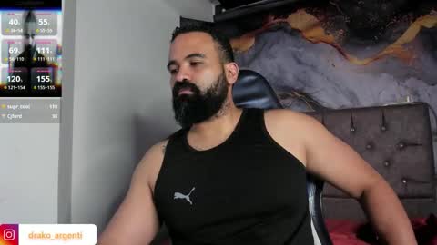 Snapshot of drako_argenti_ chatting on December 14, 3:06 pm Drako online show from December 14, 3:06 pm