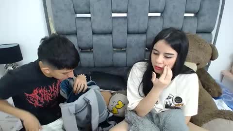 -- nicolle and jhon -- online show from March 12, 5:57 am