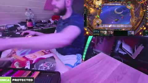 Snapshot of drawingcock chatting on January 21, 7:06 pm drawingcock online show from January 21, 7:06 pm