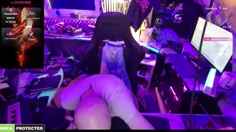 Snapshot of drawingcock chatting on September 13, 10:53 pm drawingcock online show from September 13, 10:53 pm