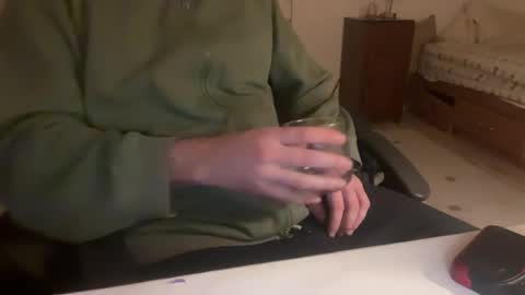 Snapshot of dre0000000 chatting on December 19, 9:44 pm dre0000000 online show from December 19, 9:44 pm