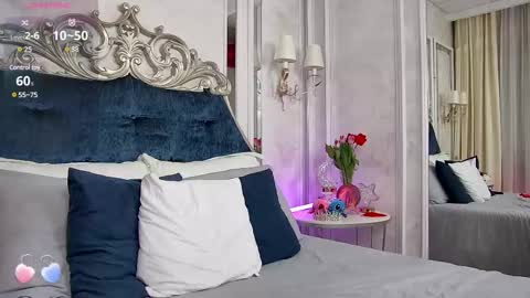 Snapshot of dream_blonde_ chatting on March 8, 10:54 am Maria online show from March 8, 10:54 am