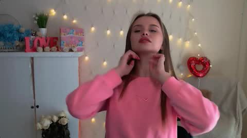 Mari online show from October 3, 10:23 am