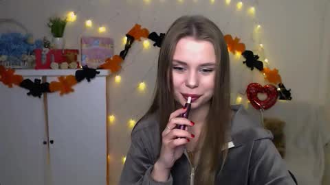 Mari online show from October 15, 6:13 am