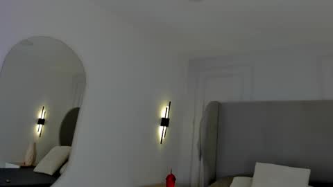 N E N A  online show from September 21, 4:25 am