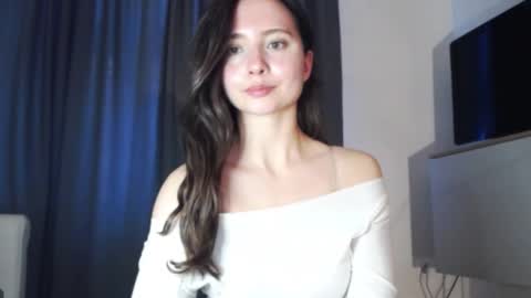 Snapshot of dream_nicole02 chatting on October 19, 2:07 pm Nicole online show from October 19, 2:07 pm