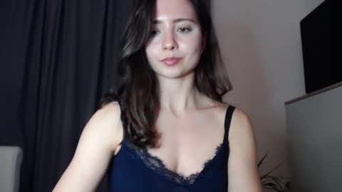 Snapshot of dream_nicole02 chatting on December 14, 2:44 pm Nicole online show from December 14, 2:44 pm