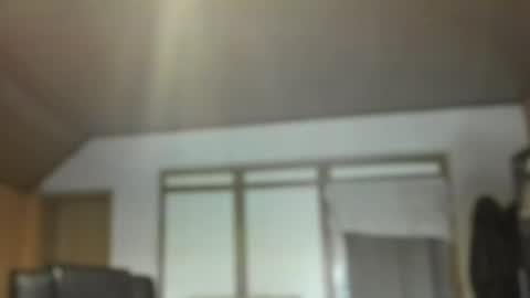 Snapshot of dreambob chatting on October 9, 8:12 am Dreambob online show from October 9, 8:12 am