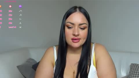 Snapshot of dreamyhousewife1 chatting on October 24, 4:36 pm dreamyhousewife1 online show from October 24, 4:36 pm