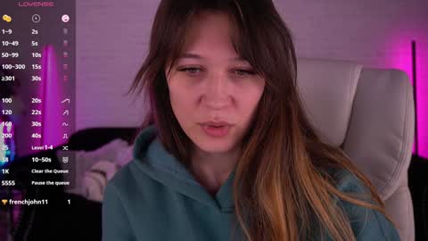 Snapshot of dreamylinaaa chatting on January 28, 7:22 am Lina online show from January 28, 7:22 am