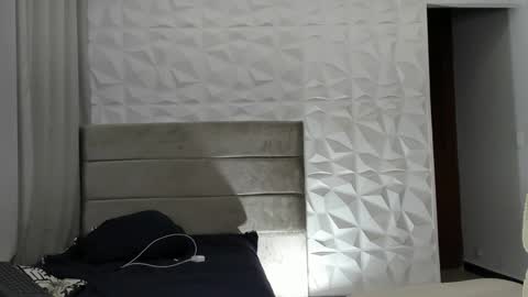 Kevin online show from January 4, 1:42 am