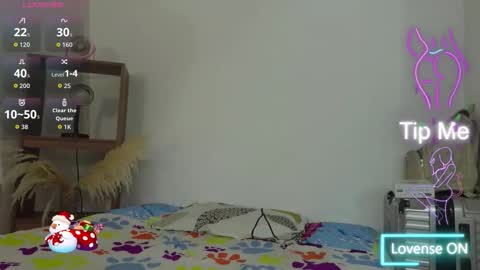 Dreyna  online show from December 16, 2:55 pm