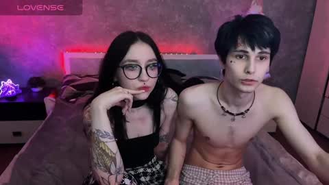 Tara  Sonny online show from December 17, 9:49 pm