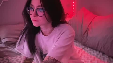 Tara  Sonny online show from March 2, 8:27 am