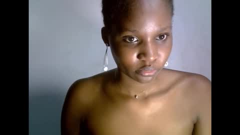 drippingpussy__ online show from November 25, 6:30 pm