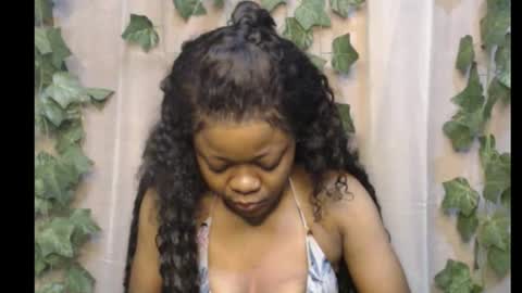 linda online show from September 15, 10:15 am