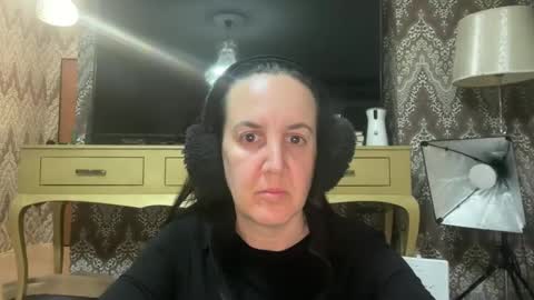 Snapshot of drresa chatting on March 12, 6:00 pm Dr. Resa online show from March 12, 6:00 pm