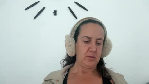 Snapshot of drresa chatting on October 14, 7:31 am Dr. Resa online show from October 14, 7:31 am