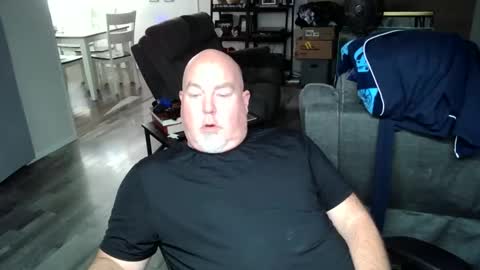 Snapshot of drthomaswayne chatting on October 15, 4:51 pm drthomaswayne online show from October 15, 4:51 pm