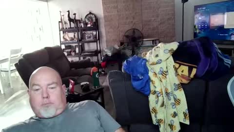 Snapshot of drthomaswayne chatting on November 6, 5:36 pm drthomaswayne online show from November 6, 5:36 pm