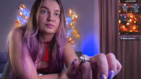 Snapshot of drug_feet chatting on December 28, 3:37 pm Mistress Lola Slavic witch online show from December 28, 3:37 pm