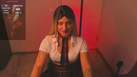 dualwave online show from December 14, 7:51 pm