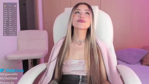 Snapshot of dub_pleasure_dub chatting on December 7, 10:56 am Charlie Janne online show from December 7, 10:56 am