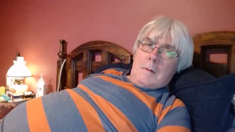 Snapshot of dug38 chatting on January 4, 2:46 pm Doug online show from January 4, 2:46 pm