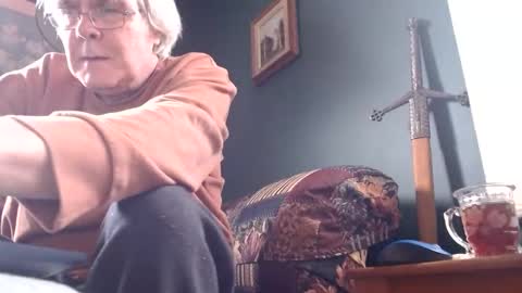 Snapshot of dug38 chatting on January 19, 7:15 pm Doug online show from January 19, 7:15 pm