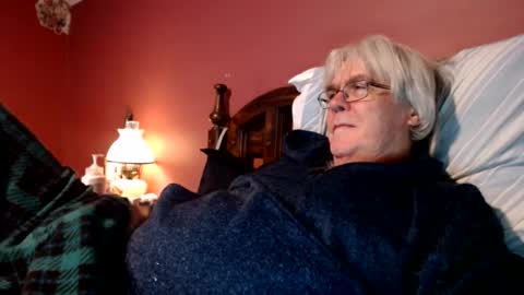 Snapshot of dug38 chatting on January 27, 9:22 pm Doug online show from January 27, 9:22 pm