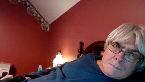 Snapshot of dug38 chatting on February 2, 1:45 am Doug online show from February 2, 1:45 am