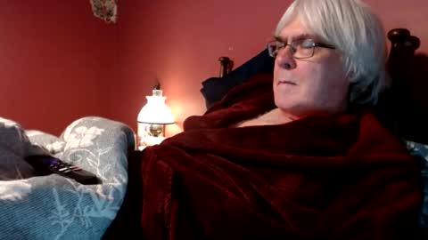 Snapshot of dug38 chatting on February 6, 6:24 pm Doug online show from February 6, 6:24 pm