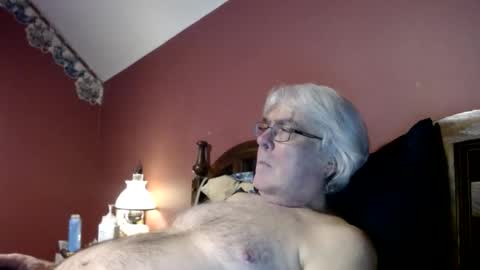 Snapshot of dug38 chatting on February 12, 2:45 am Doug online show from February 12, 2:45 am