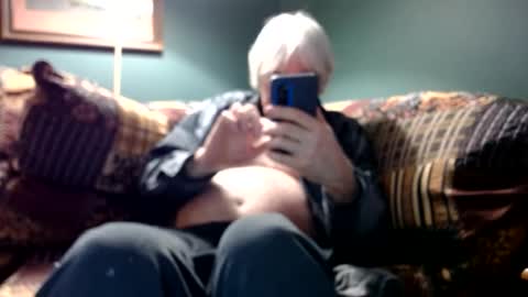 Snapshot of dug38 chatting on February 15, 11:14 pm Doug online show from February 15, 11:14 pm