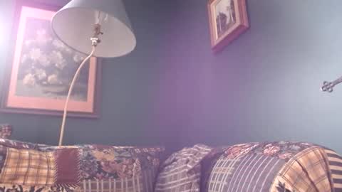 Snapshot of dug38 chatting on February 17, 6:59 pm Doug online show from February 17, 6:59 pm