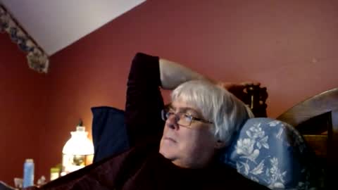 Snapshot of dug38 chatting on March 3, 12:26 am Doug online show from March 3, 12:26 am