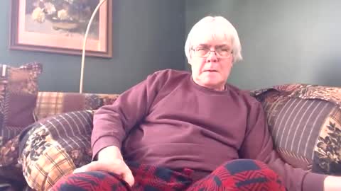 Snapshot of dug38 chatting on March 10, 8:45 pm Doug online show from March 10, 8:45 pm