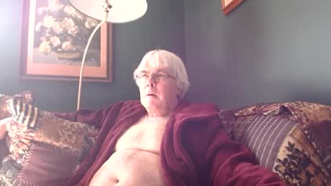 Snapshot of dug38 chatting on March 11, 5:24 pm Doug online show from March 11, 5:24 pm