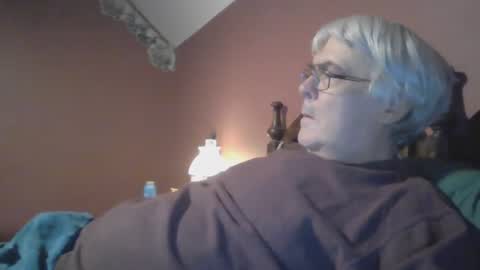 Snapshot of dug38 chatting on September 10, 4:51 pm Doug online show from September 10, 4:51 pm