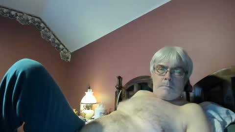 Snapshot of dug38 chatting on September 15, 1:16 am Doug online show from September 15, 1:16 am