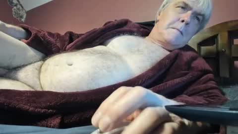 Snapshot of dug38 chatting on September 28, 5:51 pm Doug online show from September 28, 5:51 pm