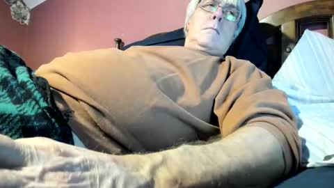 Snapshot of dug38 chatting on November 14, 12:04 pm Doug online show from November 14, 12:04 pm