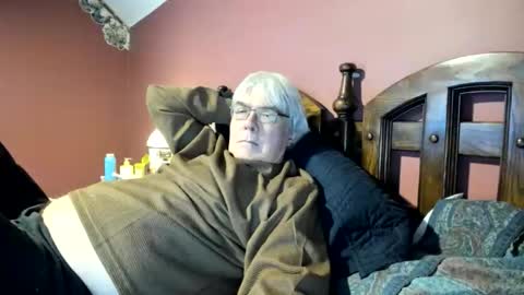 Snapshot of dug38 chatting on November 25, 2:17 pm Doug online show from November 25, 2:17 pm