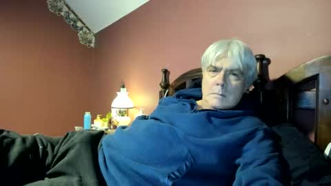 Snapshot of dug38 chatting on November 26, 2:23 am Doug online show from November 26, 2:23 am