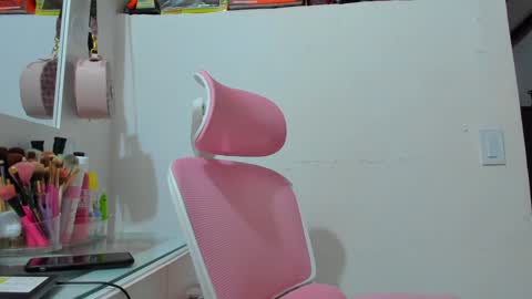 Dulce  online show from January 14, 9:20 pm