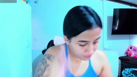 Dulce  online show from September 19, 1:34 pm