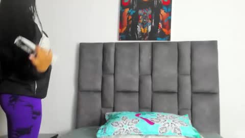 Dulce amg online show from February 15, 11:39 am