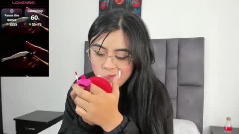 Dulce amg online show from March 6, 3:35 pm