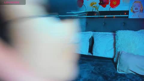 Snapshot of dulce_celeste15 chatting on January 3, 3:22 pm C E L E S T E online show from January 3, 3:22 pm