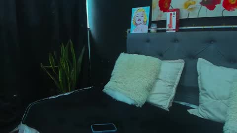 Snapshot of dulce_celeste15 chatting on January 26, 2:08 pm C E L E S T E online show from January 26, 2:08 pm